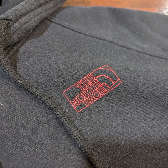 The North Face Women's Graphic Injection Hoodie XL - Picture 7 of 11